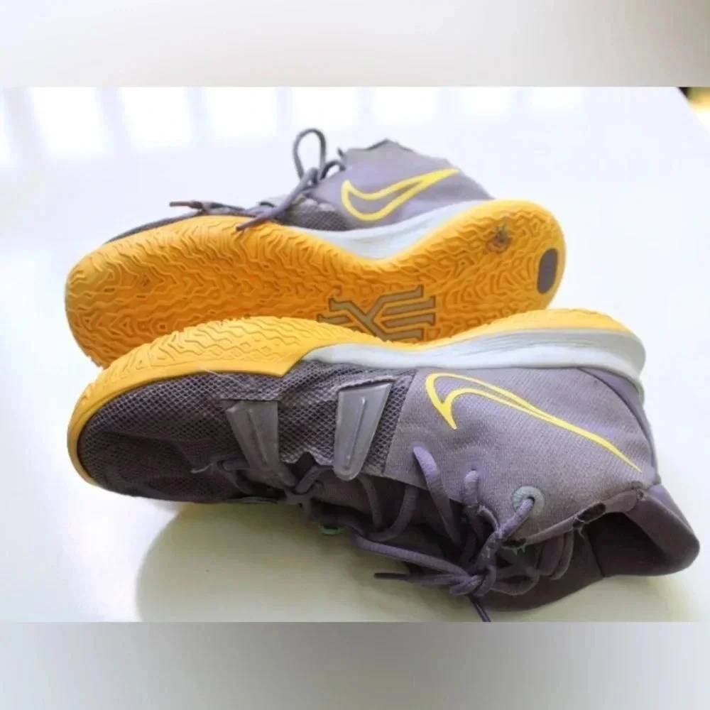 Nike Kyrie Daybreak shoes 7youth